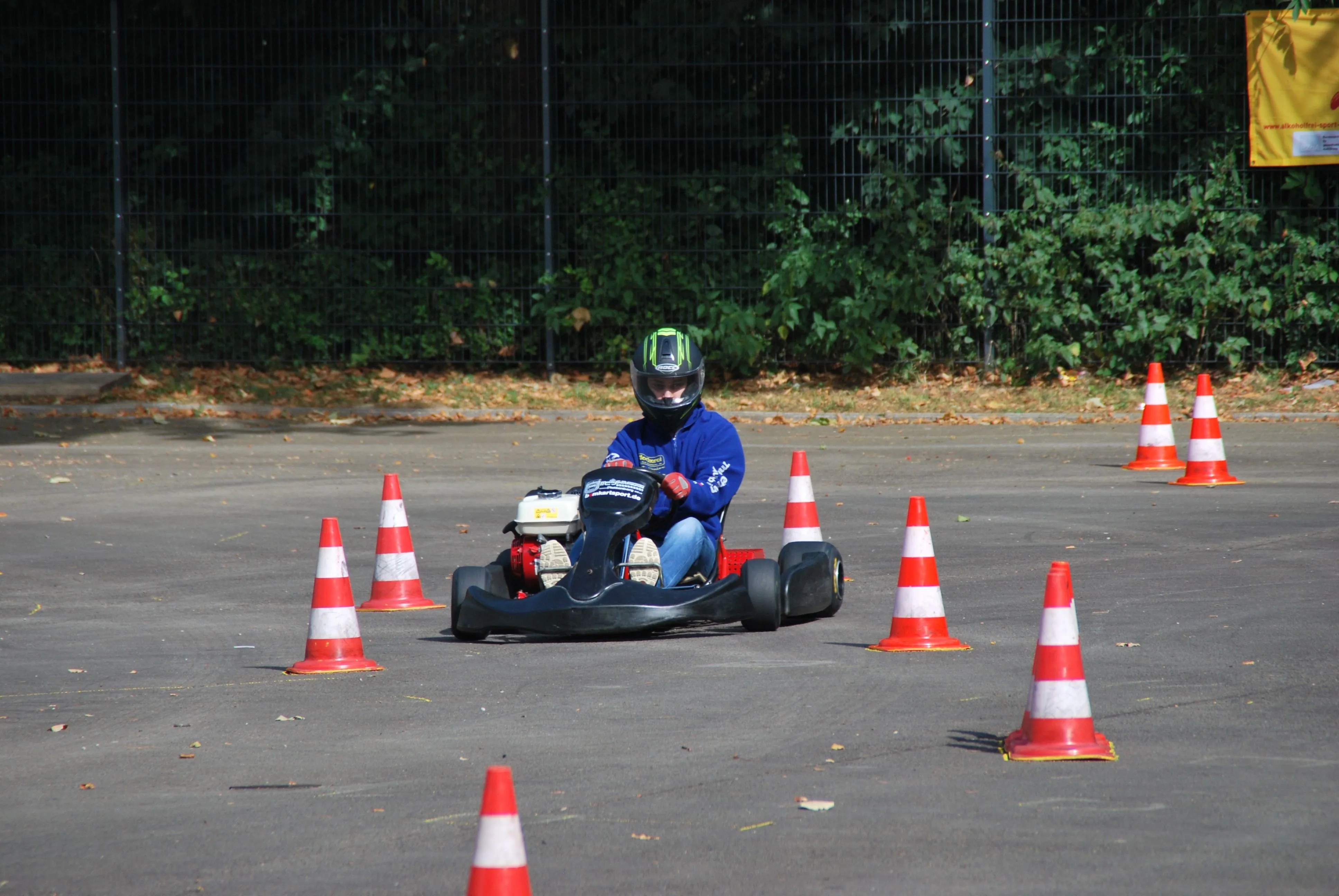 Motorsportfreunde auf dem Treppchen