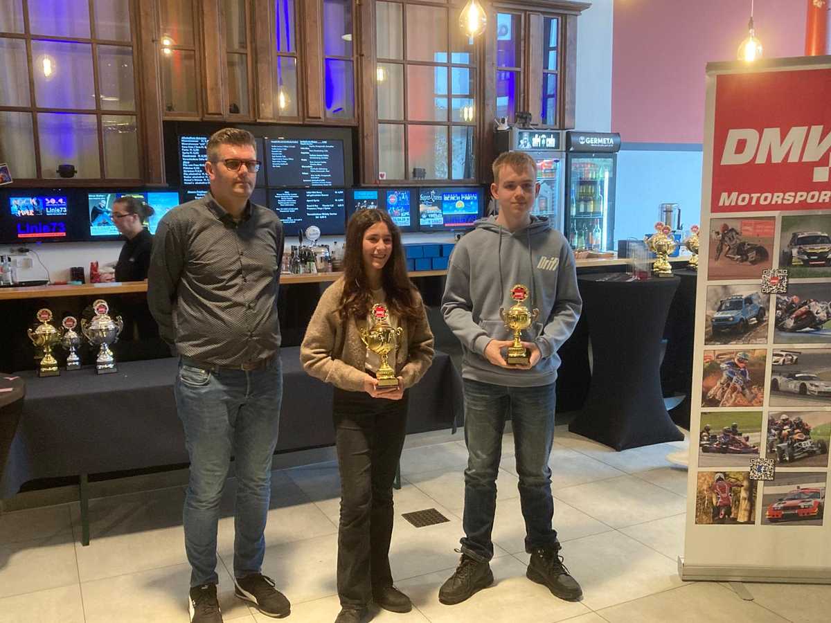 Die geehrten Fahrinnen und Fahrer der Klasse 1 im Superkartslalom