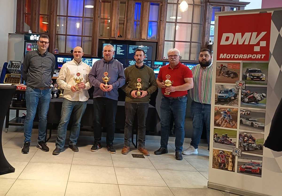 Die geehrten Fahrer der Klasse 5 im Superkartslalom