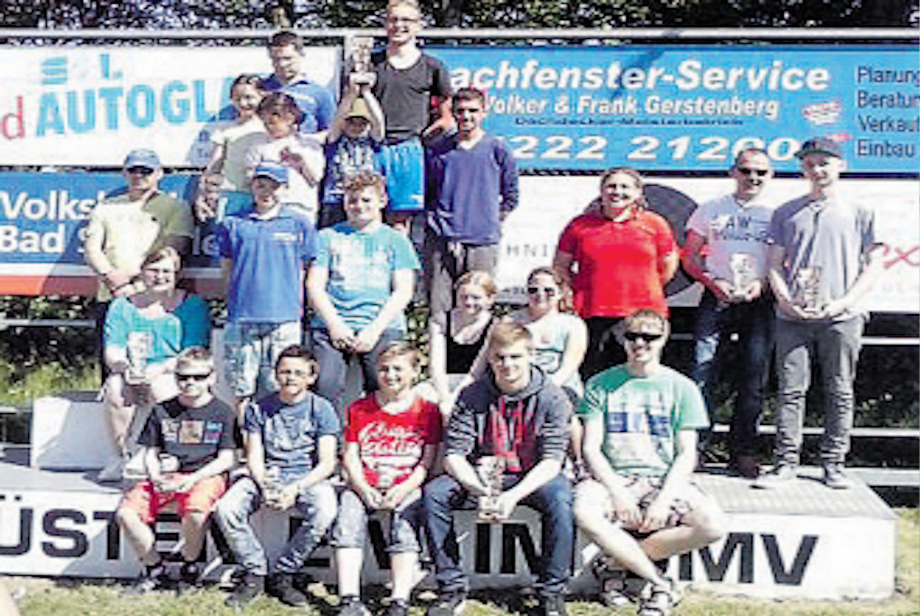 Am Sonntag startete der zweite Vorlauf zur NRW- und Deutschen Meisterschaft im Jugendkartslalom beim MC Wüsten (Bad Salzuflen). Bei…